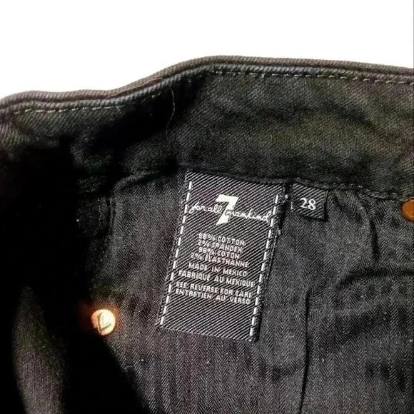 7 For All Man Kind  Karah straight leg crop. Ladies size 28 - Picture 6 of 7